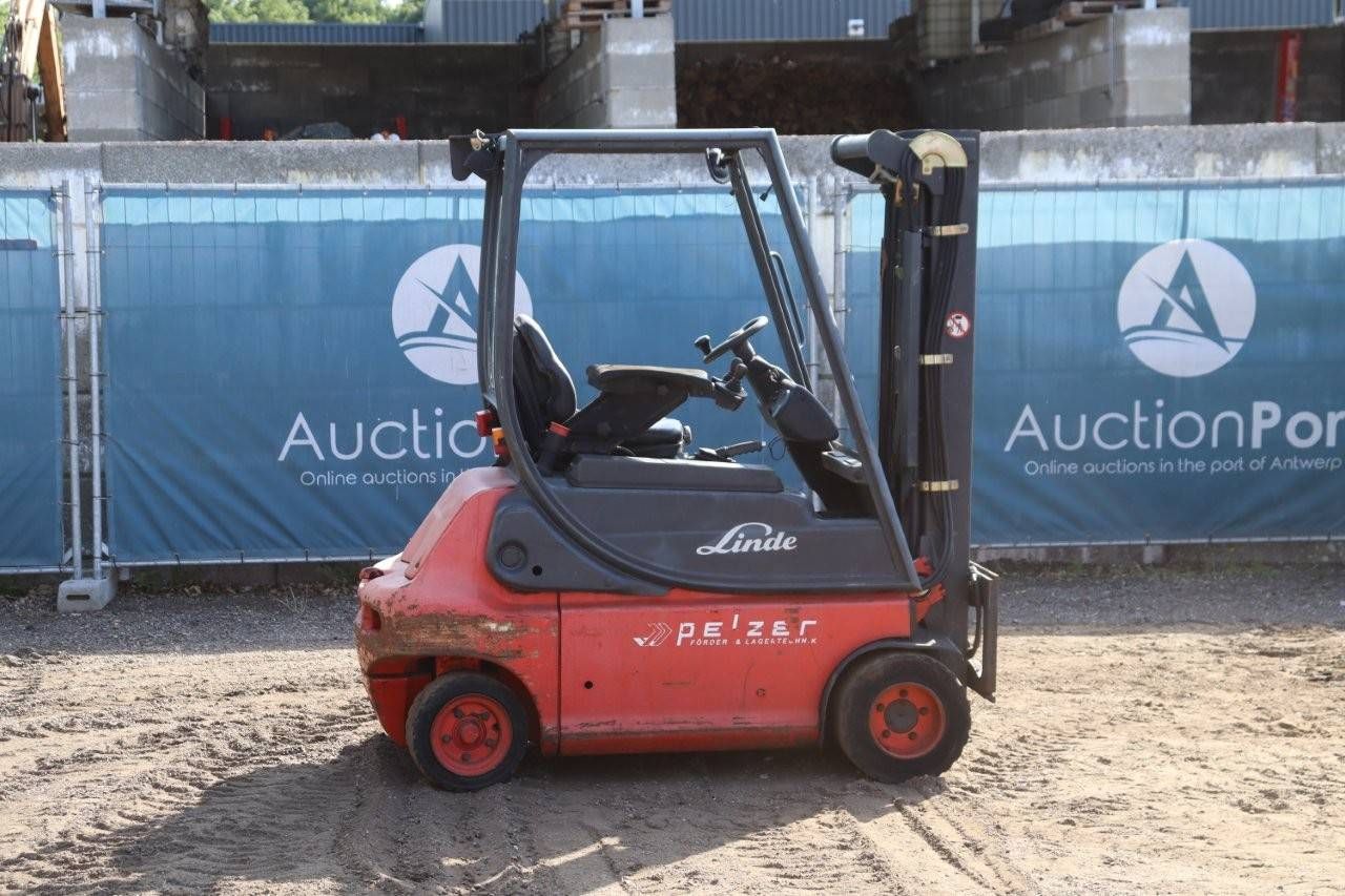 Forklift Linde E20P-02 Electric 2000kg 6.0m 2005