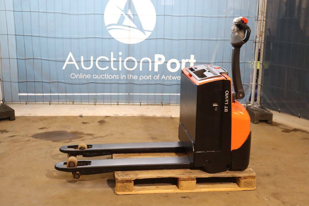 Pallet truck Toyota BT LWE160 Electric 1600kg 2014