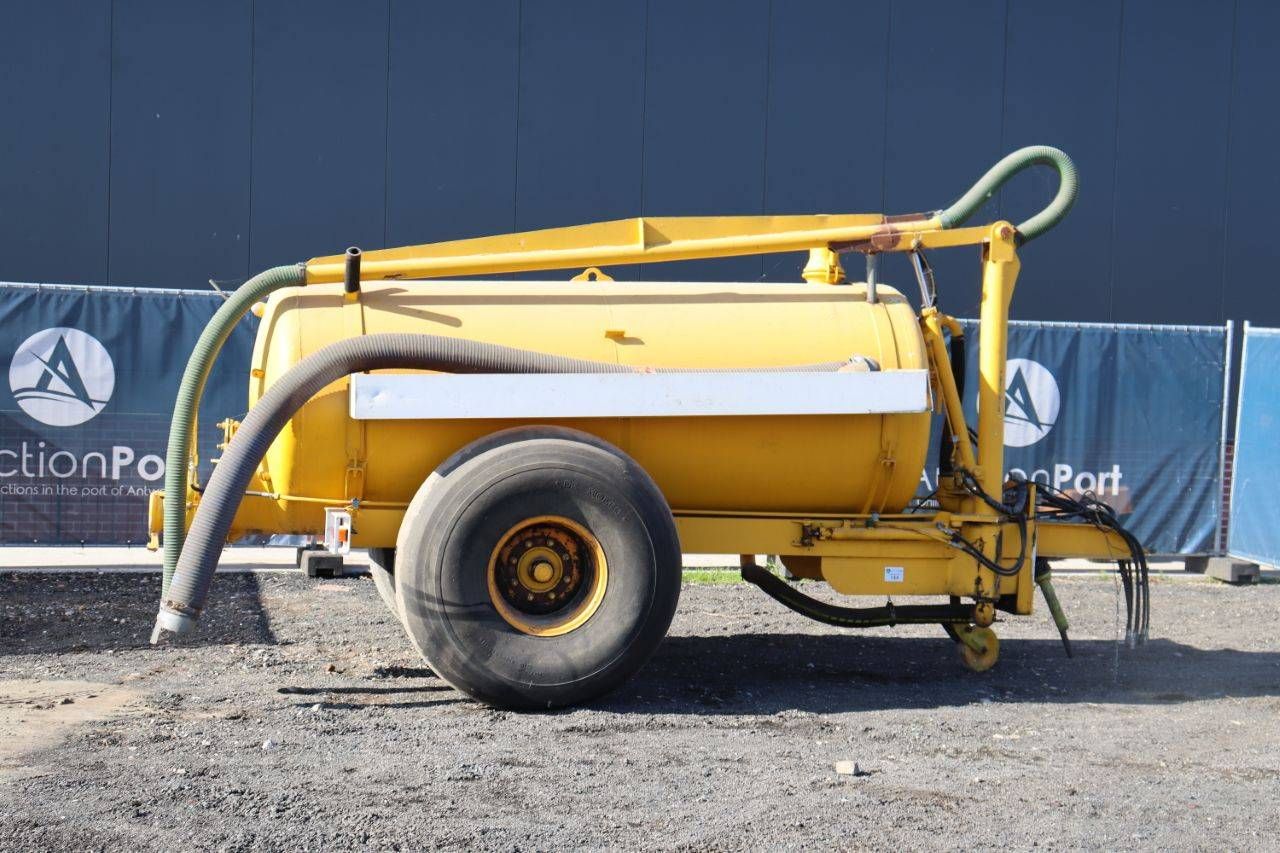 Slurry tank