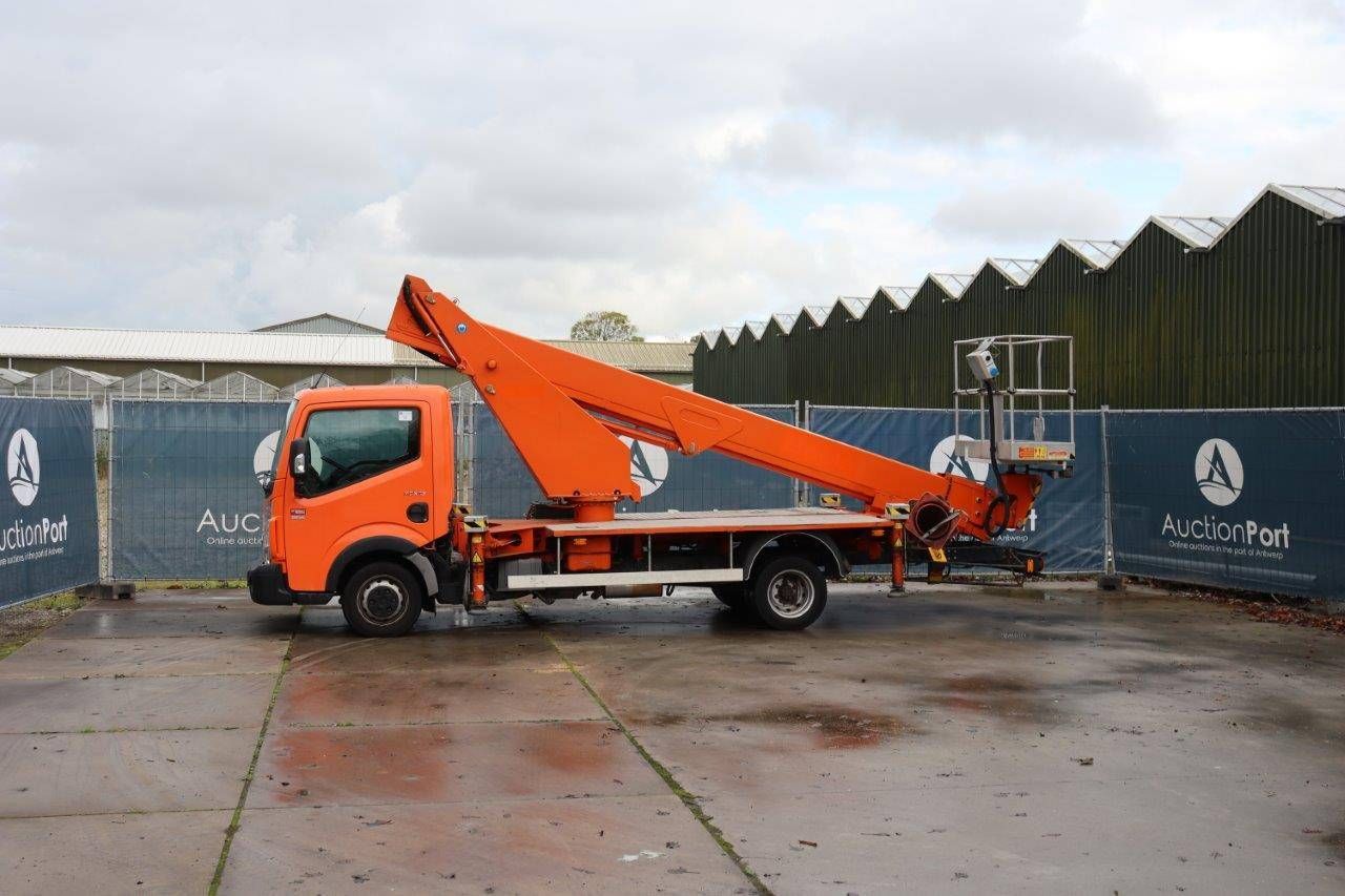 Truck mounted aerial platform Renault MAXITY CMC PLA212 Diesel 123hp 21m 2015