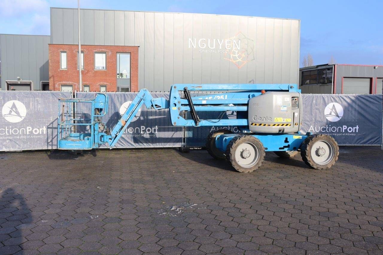Articulating boom lift Genie Z-45/25J Diesel 15.92m