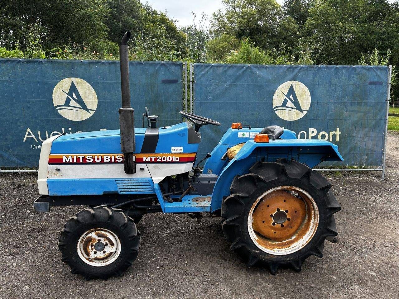 Mini tractor Mitsubitshi MT2001D Diesel