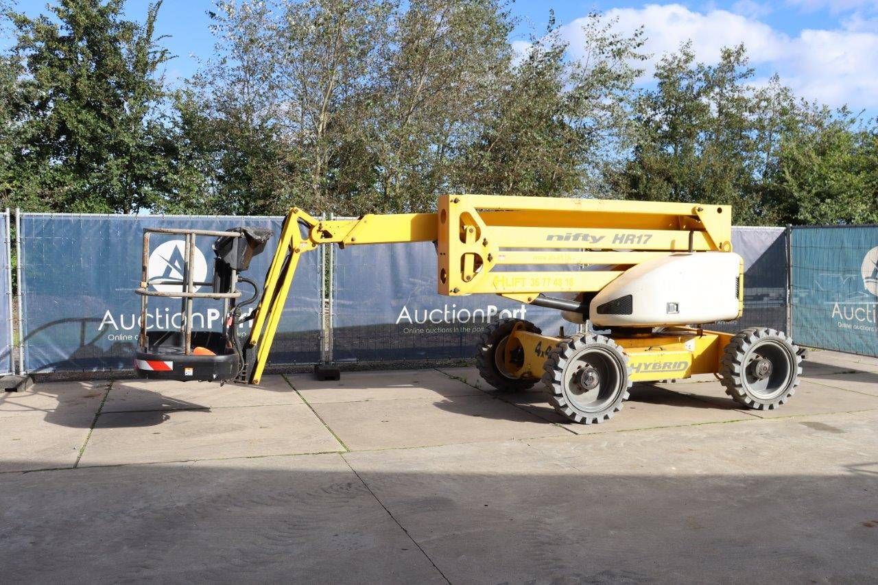Niftylift HR17HYBRID Articulated Boom Lift Electric+Diesel 225kg 17.2m 2013
