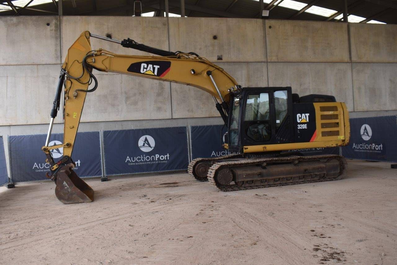 Crawler excavator Caterpillar 320EL Diesel