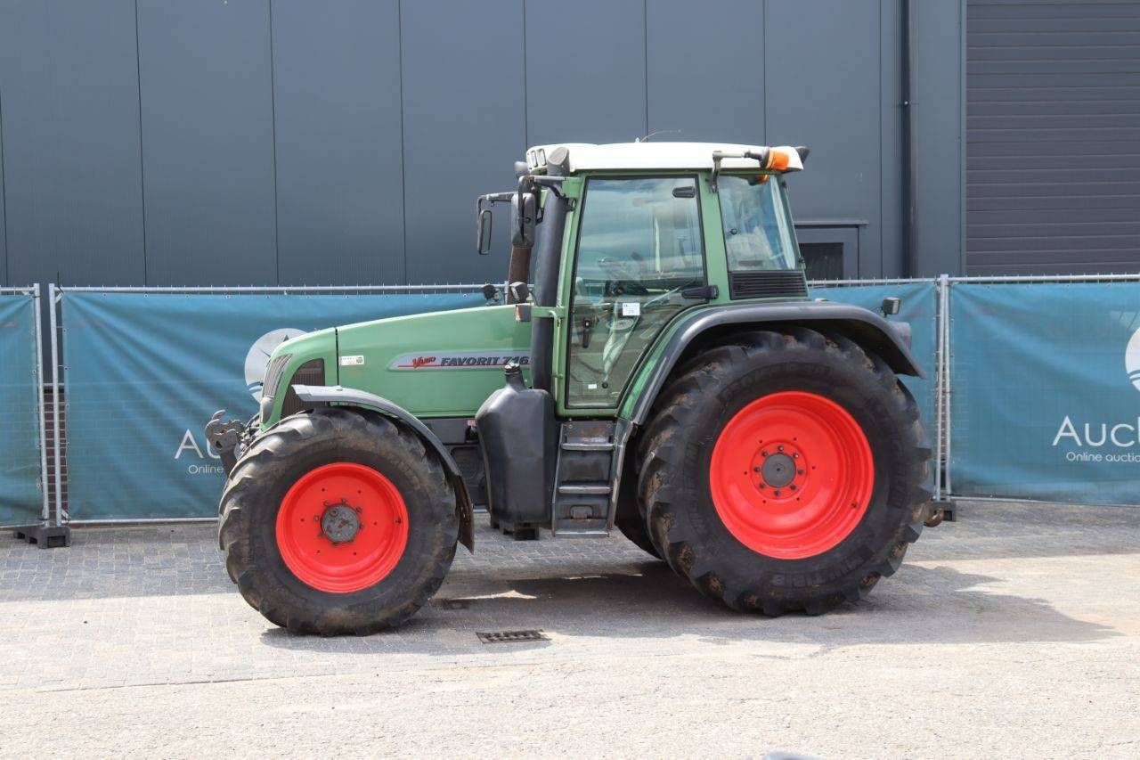 Tractor Fendt 716 VARIO Diesel 2001