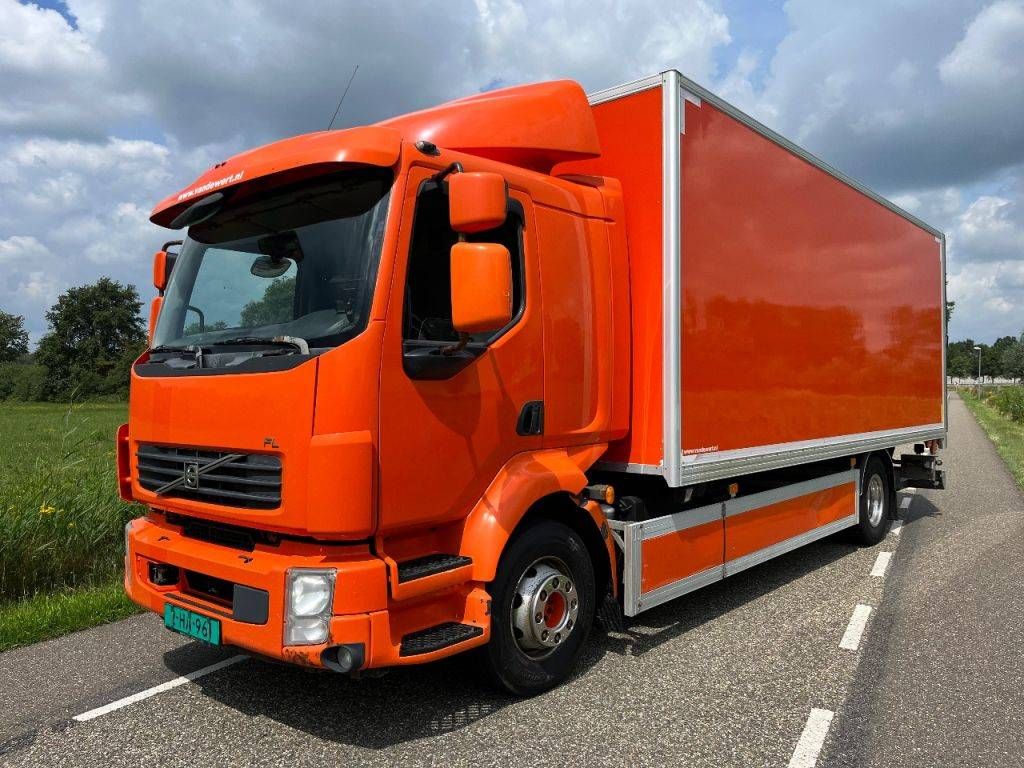 Truck Volvo FL260 Diesel 2013