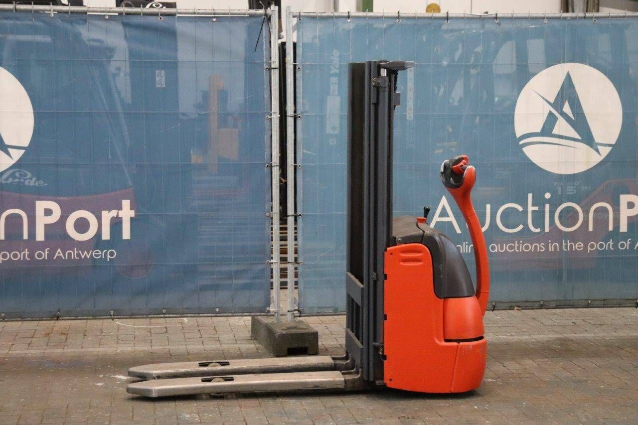 Stacker Linde L 12 Electric 1200kg 2m