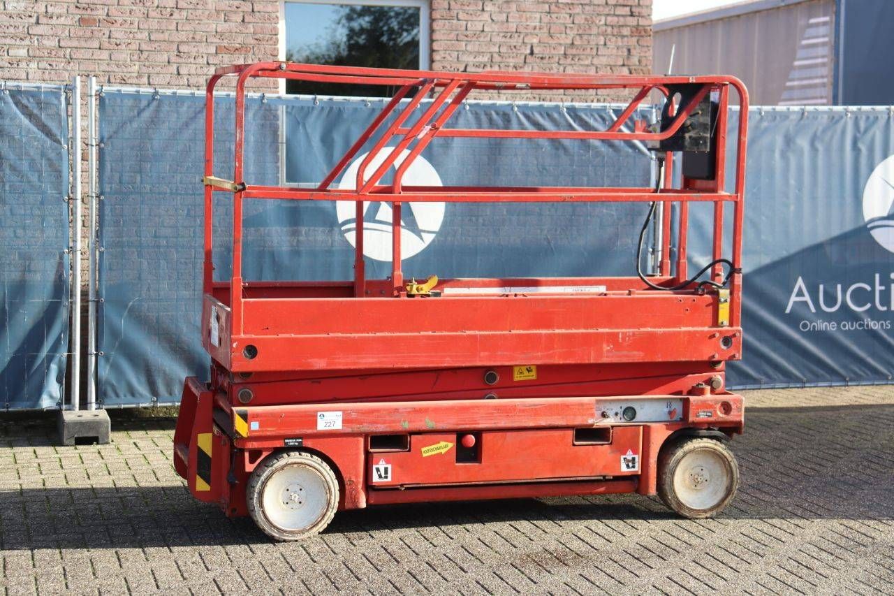 Scissor lift Haulotte COMPACT 8 Electric 2000