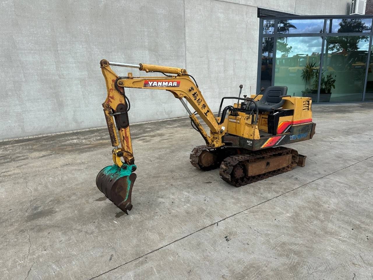 Mini excavator Yanmar YB151U Diesel 