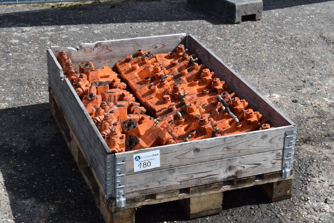 Party Hose rupture protection Hitachi