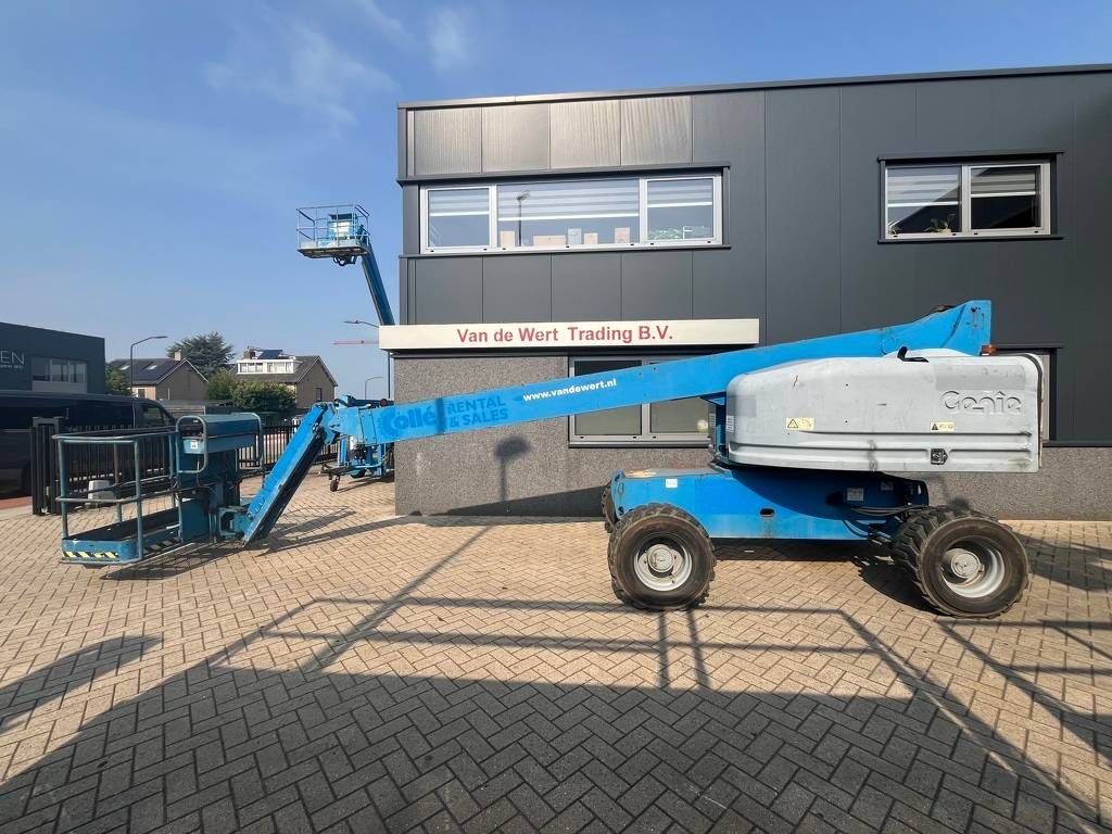 Telescopic boom lift Genie S-45 Diesel 13.7m