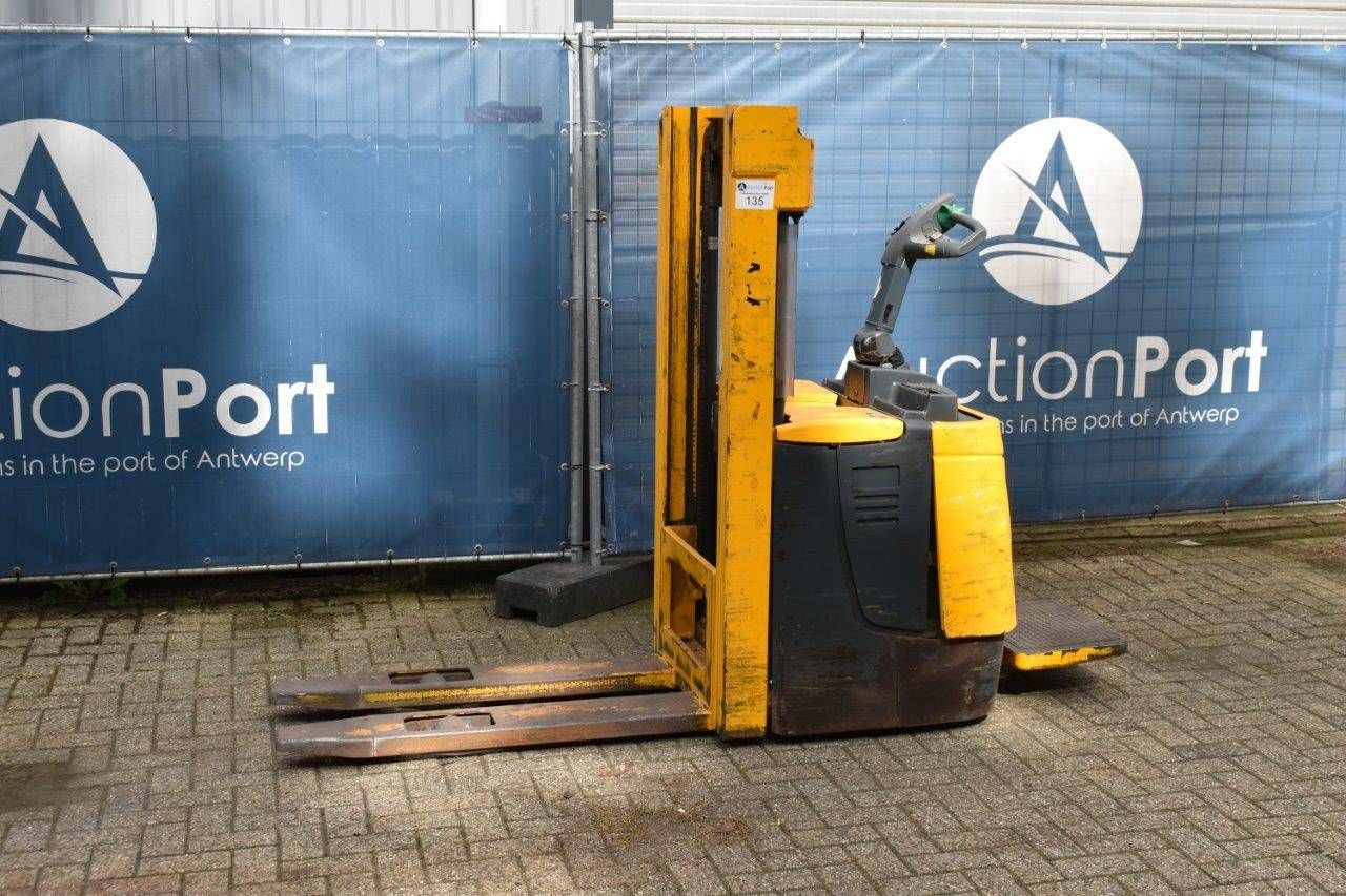 Stacker Jungheinrich ERC 212 Electric 1200kg