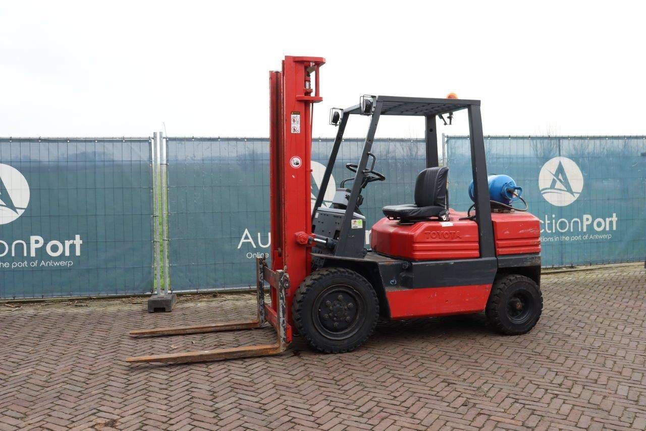 Forklift Toyota 42-5FG30 LPG 3000kg 3.7m