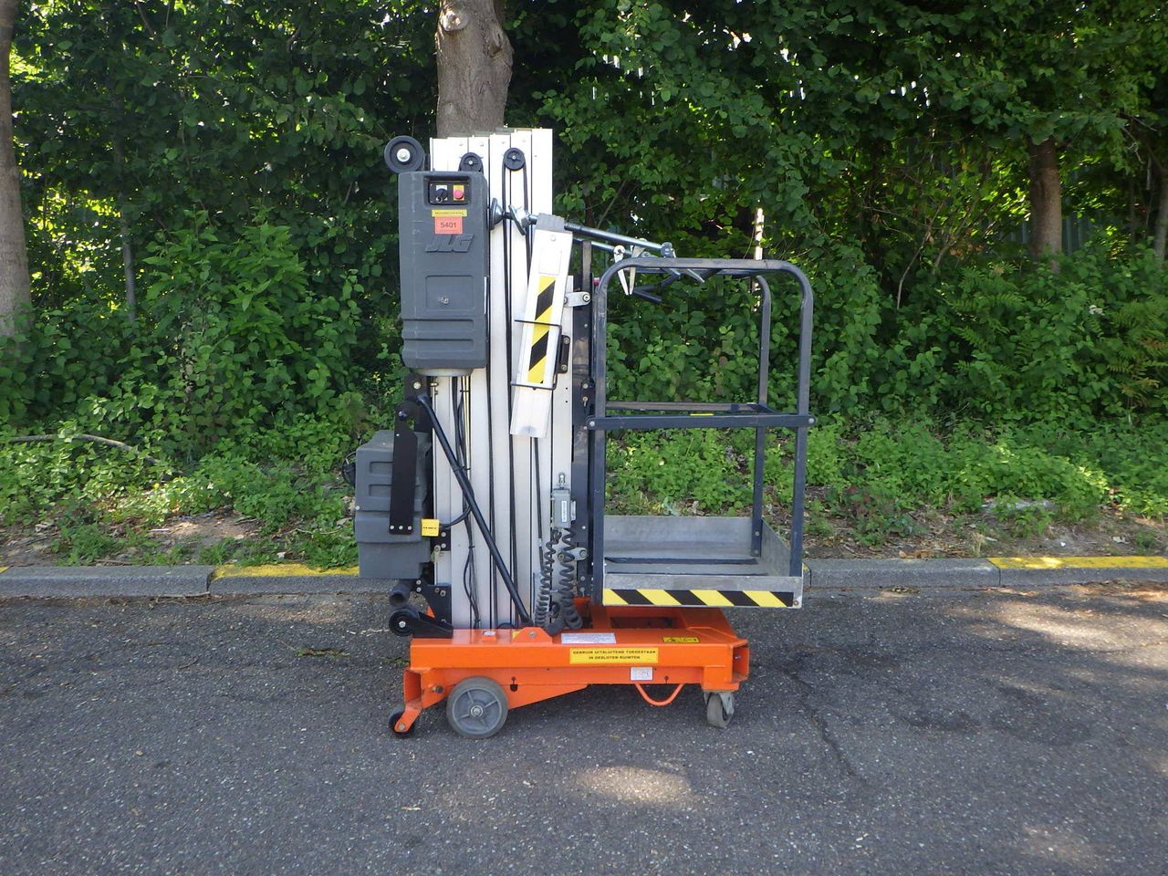 Electric mast lift JLG 25AM 9.67 Electric 2011