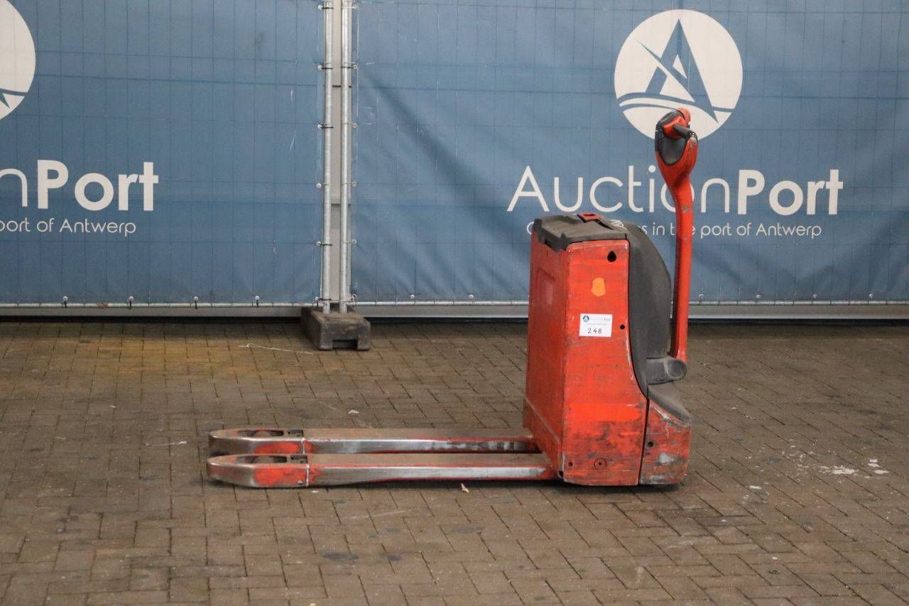 Pallet truck Linde T16 Electric 1600kg 2014