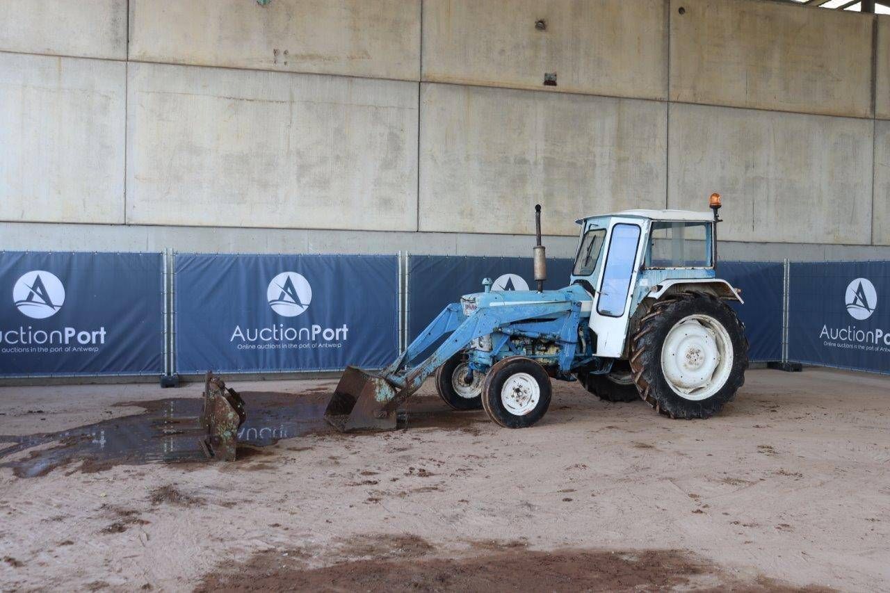 Tractor Ford 4000 Diesel with Front Loader 41hp