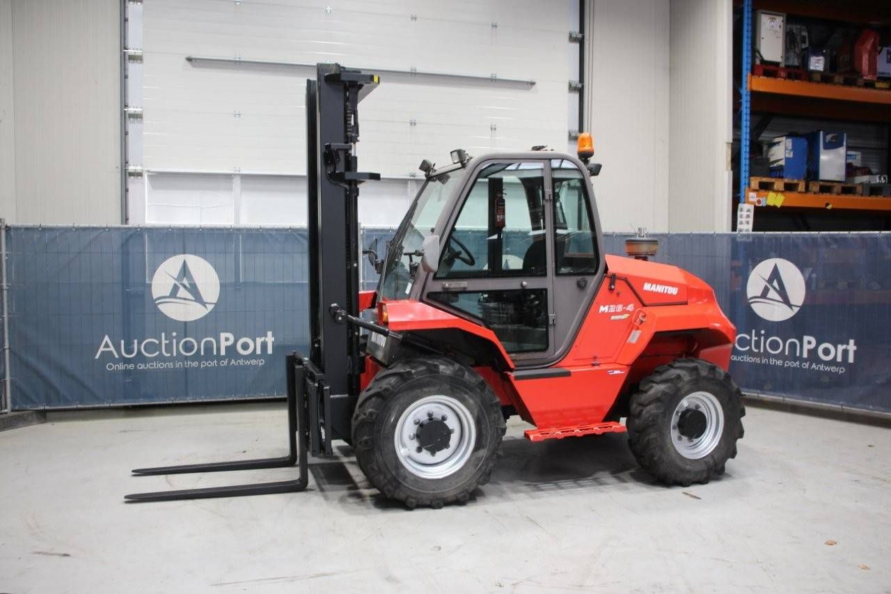 Manitou M 26-4 Diesel 2600kg Rough Terrain Forklift 2015