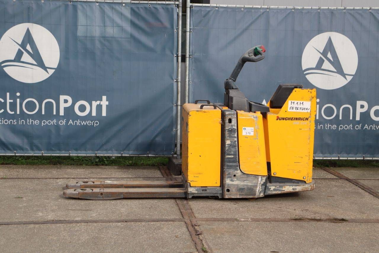 Pallet truck Jungheinrich ERE 224 Electric 2400kg 2007