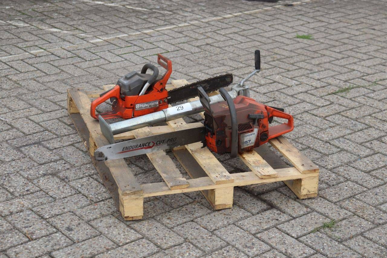 Husqvarna Chainsaws 2 Pieces With manual post puller