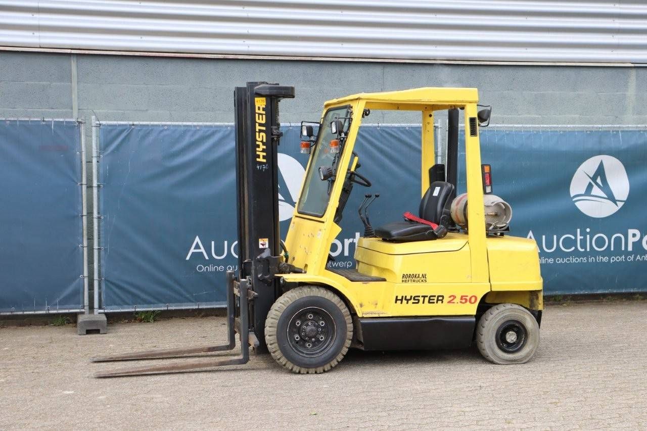 Forklift Hyster H2.50XM LPG 2060kg 3.33m 2002