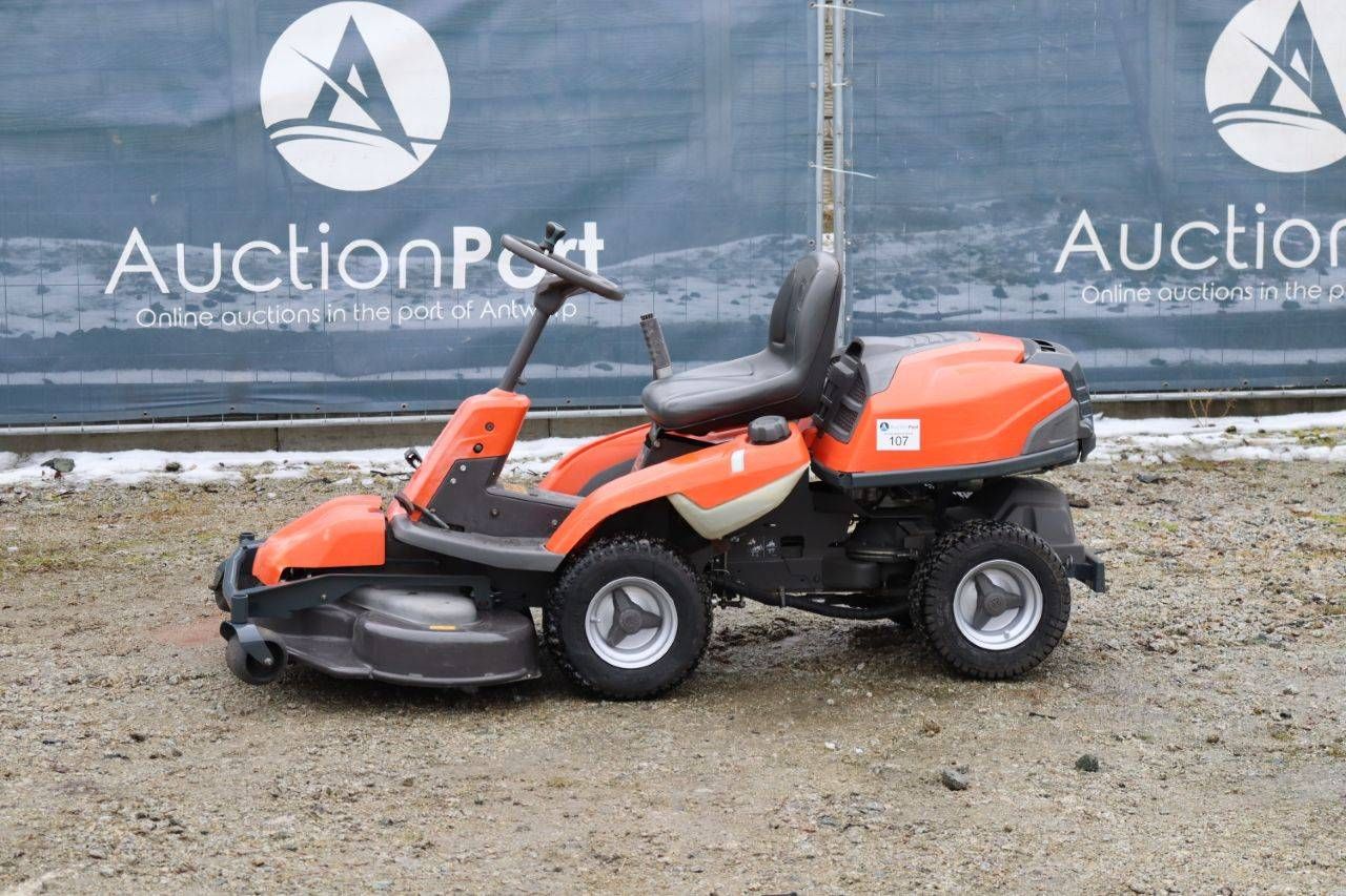 Husqvarna R320 AWD Ride-on Mower Petrol 10.2kW 2018