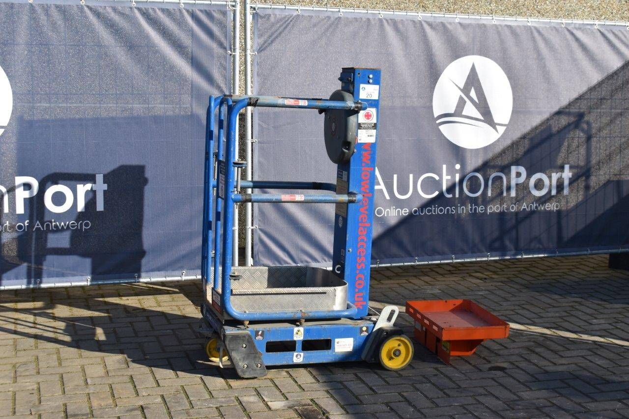 Peco Lift Power Towers Manual 3.5m