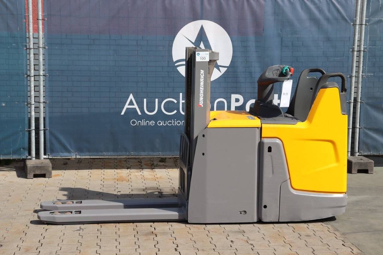 Stacker Jungheinrich ERD 220 DrivePlus Electric 2000kg 2.9m 2019