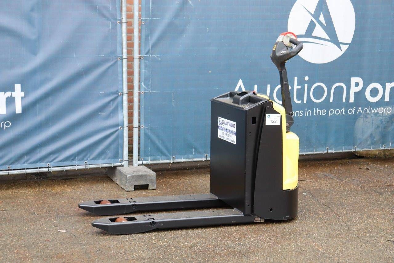 Pallet truck Hyster P1.6 Electric 1600kg 2018
