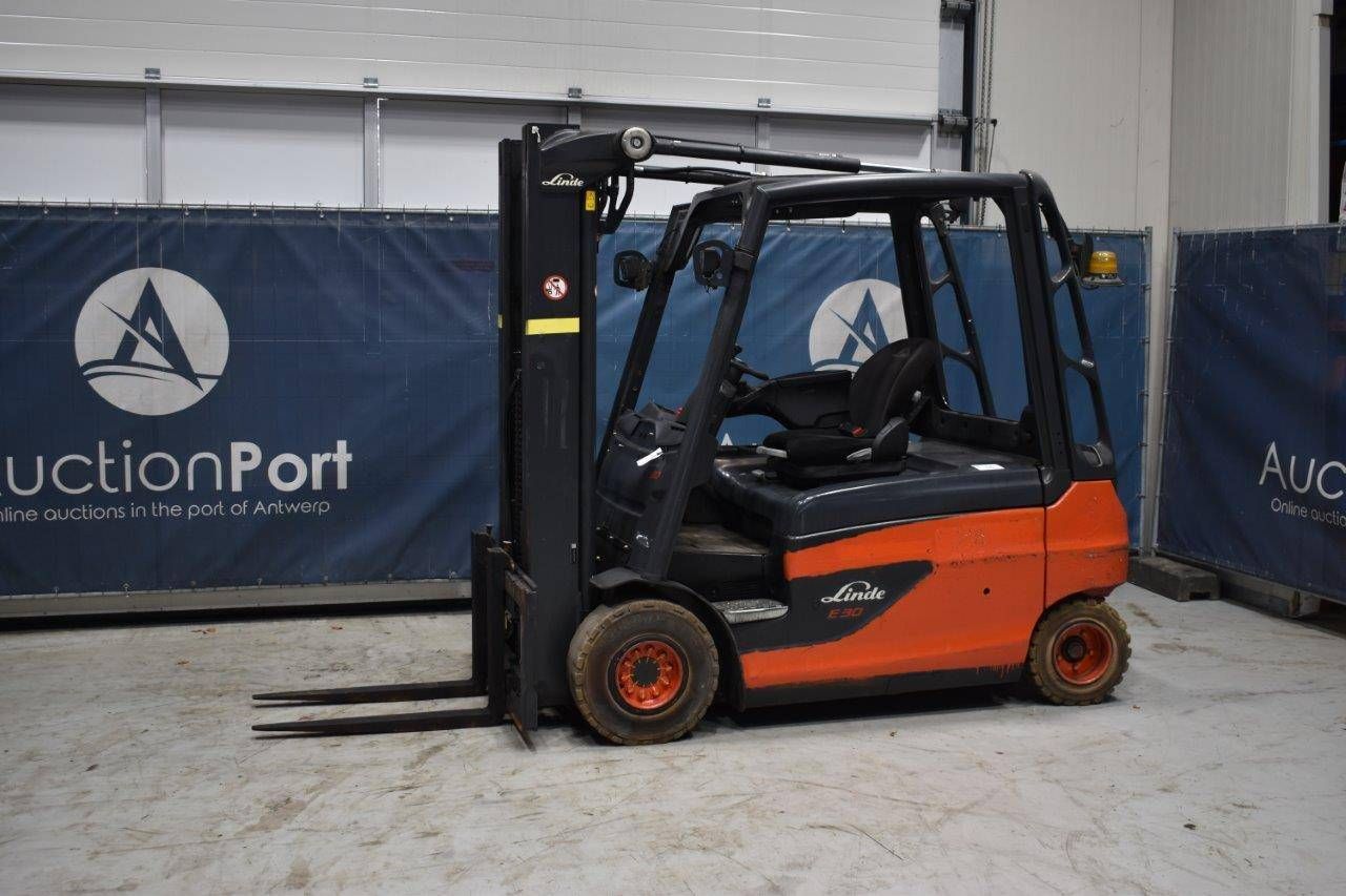 Forklift Linde E30L-01 Electric 3000kg