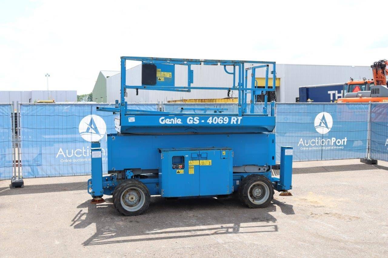 Scissor lift Genie GS4069 Diesel 363kg 14m 2013