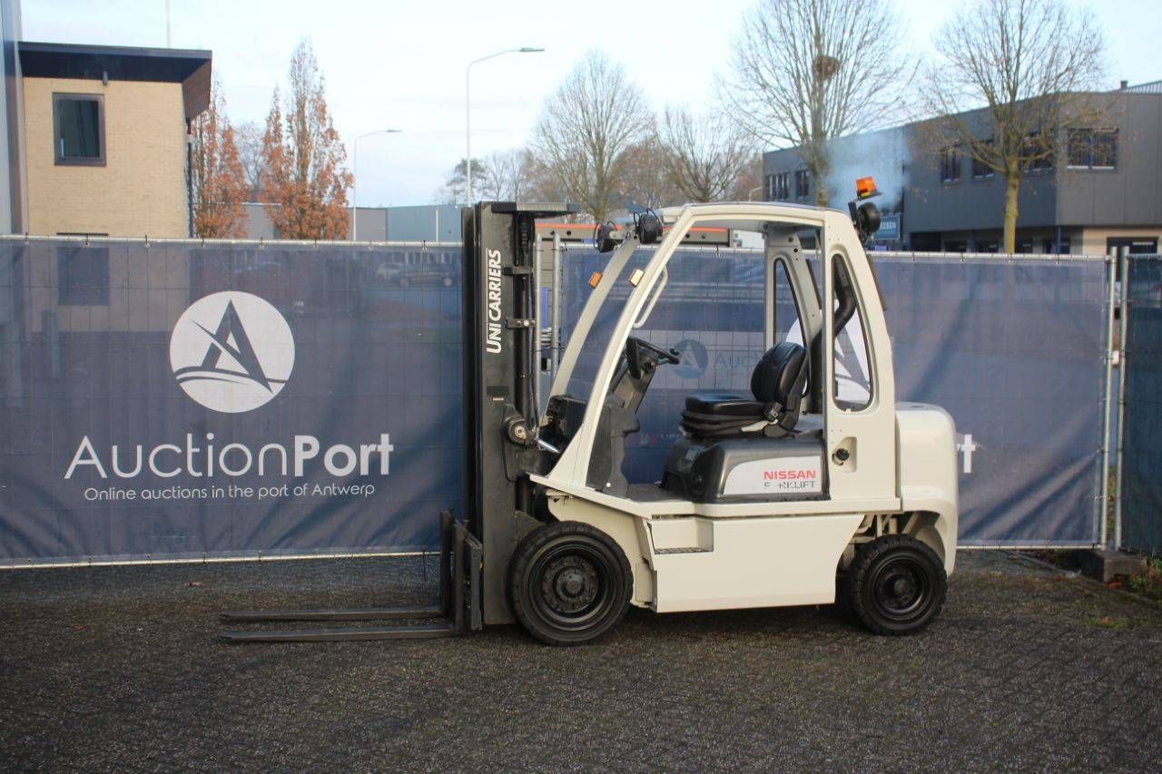 Forklift Nissan Y1D2A25Q Diesel 2100kg 4.5m 2014
