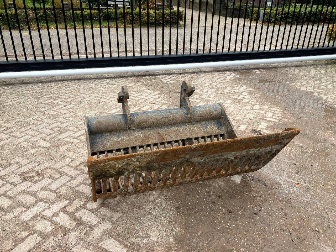 Debris bin CW30 135cm