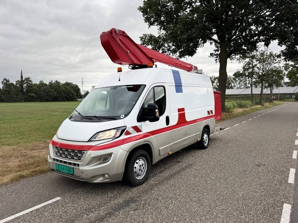 Peugeot Boxer 2.0HDI Diesel 13m 2018 Self-Propelled Aerial Work Platform