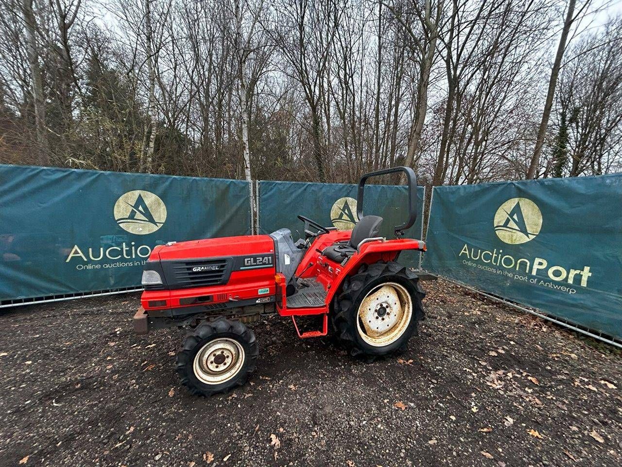 Mini tractor Kubota GL241 Diesel 23.7hp