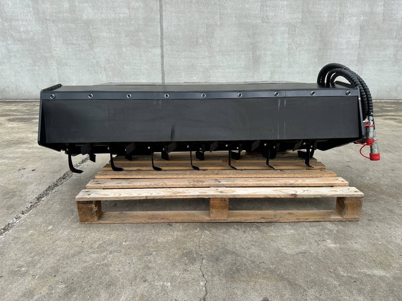 GIYI GY-RT57 2025 Freezer suitable for skid steer loader New