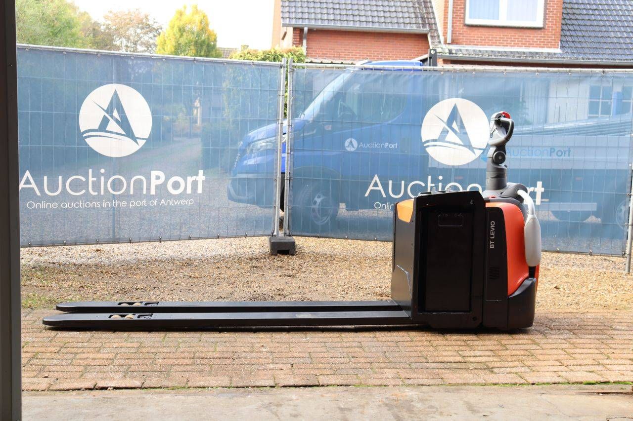 Toyota LPE250 Electric Pallet Truck 2500kg 2023