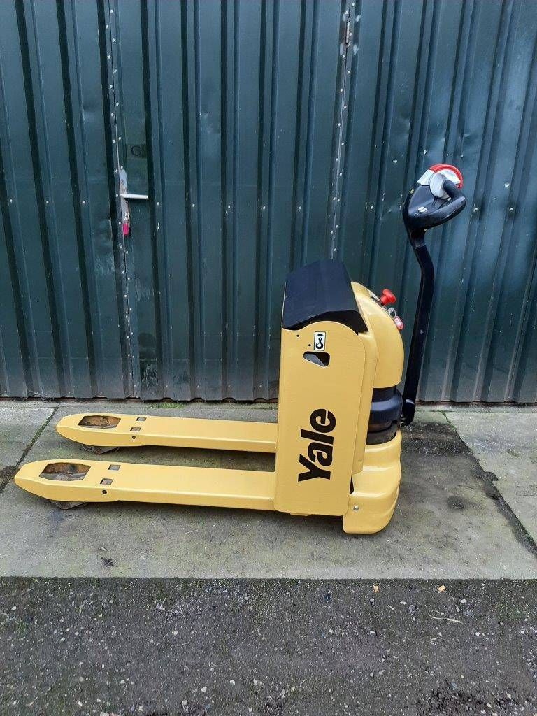 Pallet truck Yale MP16 Electric 1600kg