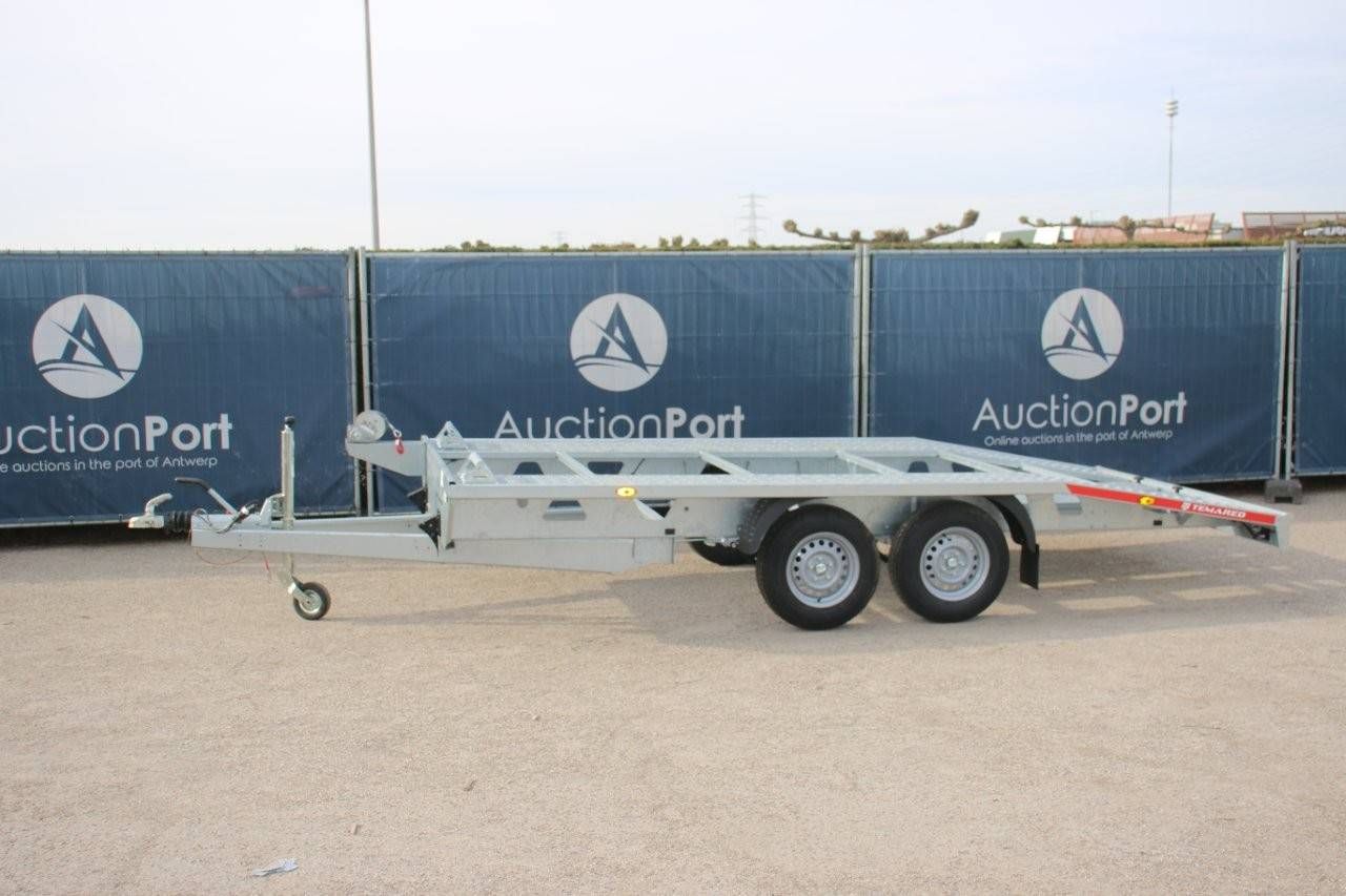 Car transporter trailer Temared 2700kg New