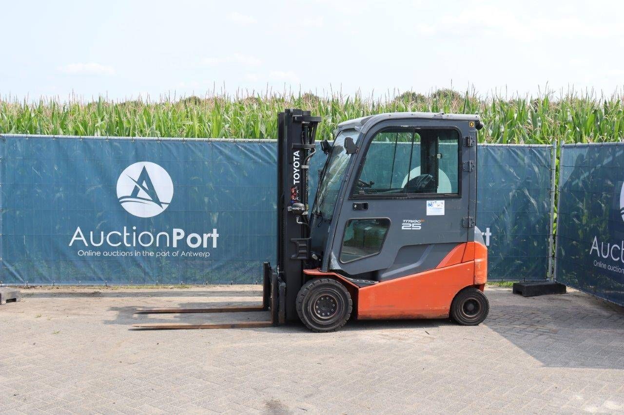 Forklift Toyota 8FBMKT25 Electric 2500kg 4.7m 2016