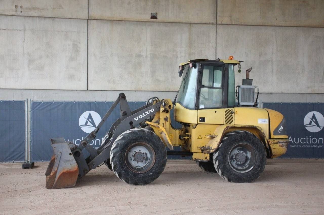 Pala gommata diesel Volvo L45B-TP 74kW 2003