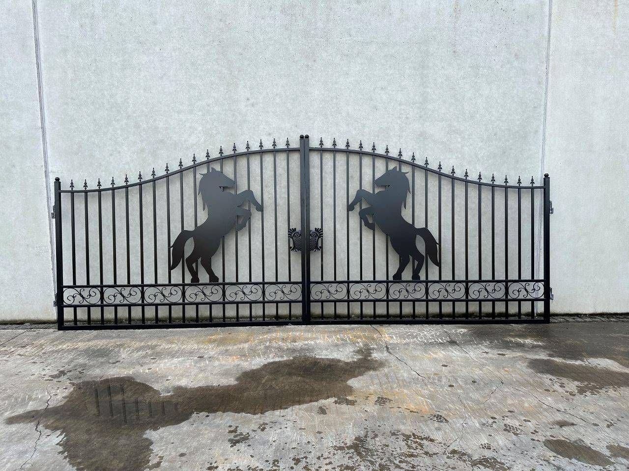 Gate Horse Design 6000mm New