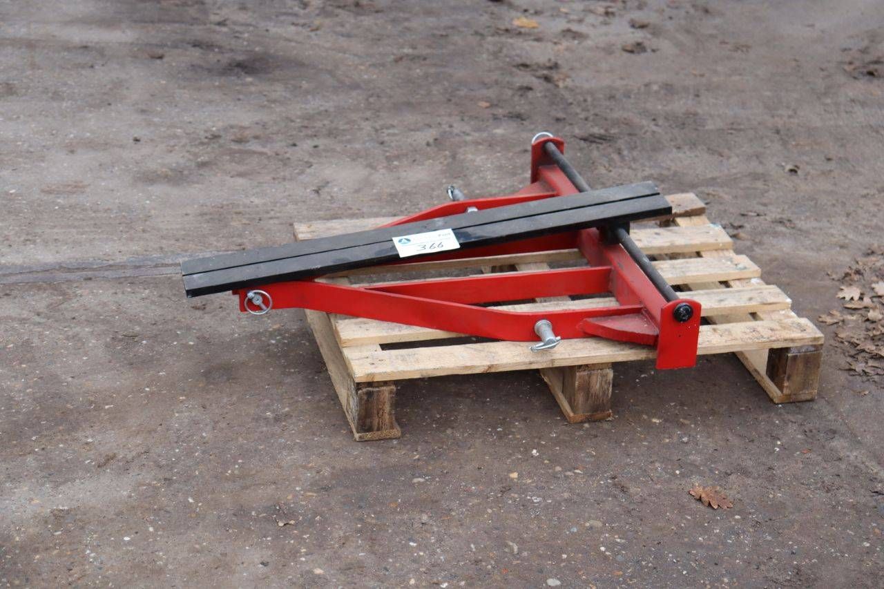 Pallet carrier