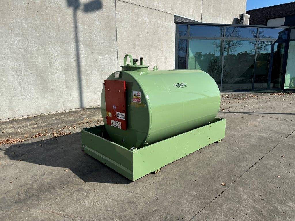Fuel tank Emiliana Serbatoi TF2/50 2400L 2017 