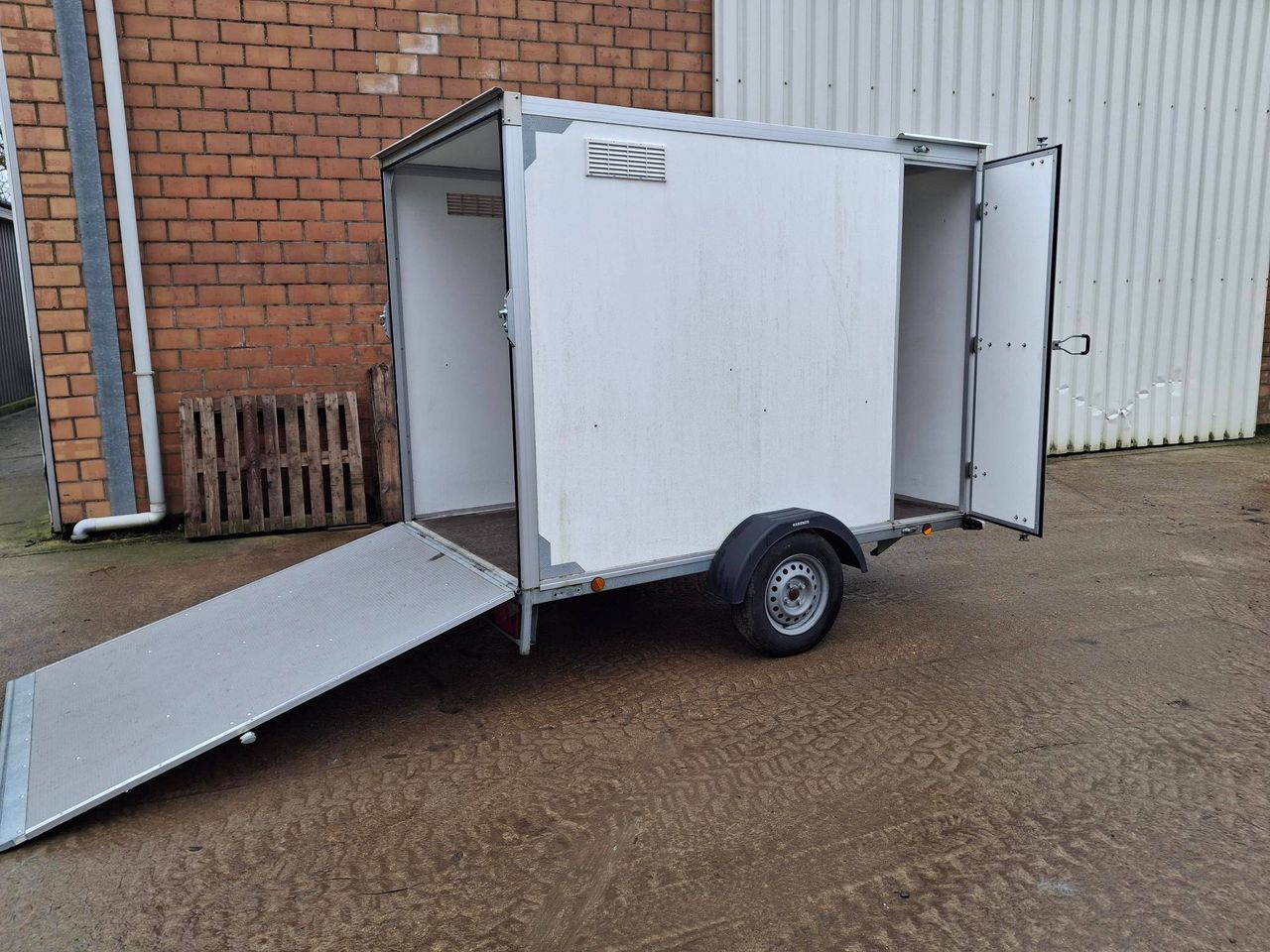 Closed Trailer 2.50x1.50x1.80m 