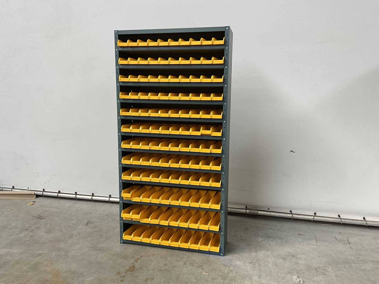 Baking cabinet 1000x300x1980mm with 120 bins New