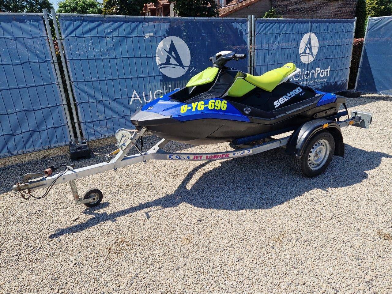 Water scooter Seadoo Spark 696 Petrol 2021 (Margin)