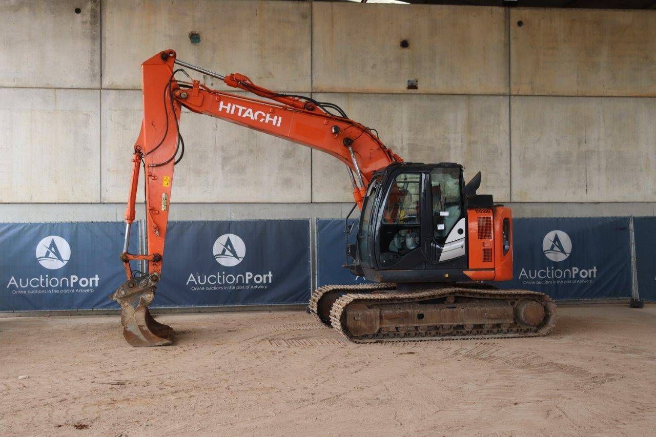 Crawler excavator Hitachi ZX135US-6 Diesel 107hp 2018