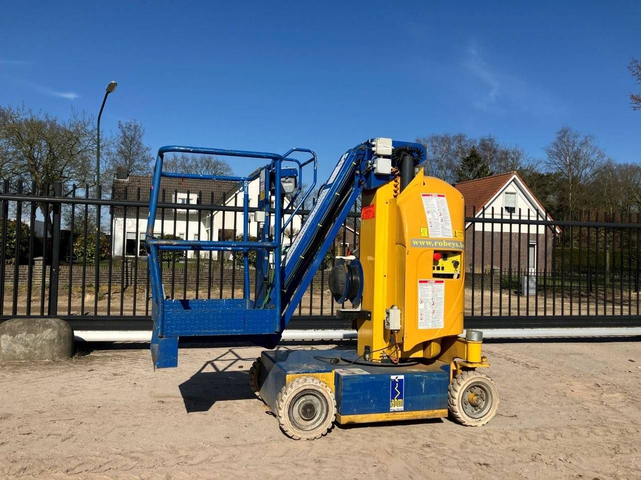 Mast lift ABM ORION 1000 Electric 10.0m 2001
