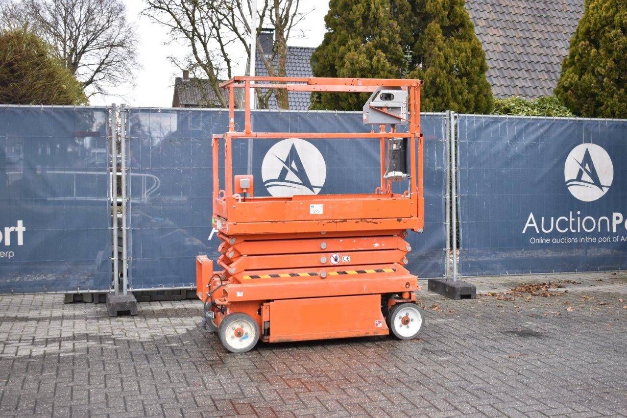 Scissor lift Skyjack SJIII 3219 Electric 7.62m 