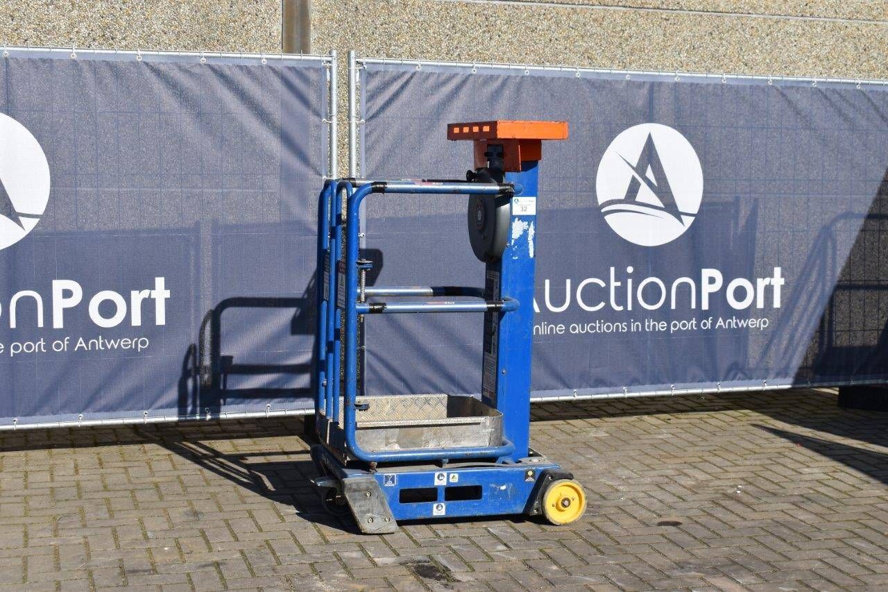 Peco Lift Power Towers Manual 3.5m